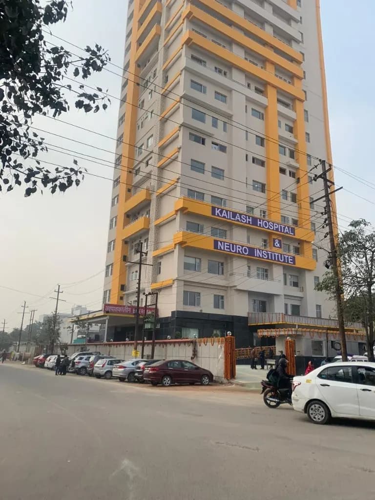 Kailash Hospital and Neuro Institute tall building in Sector 71 Noida